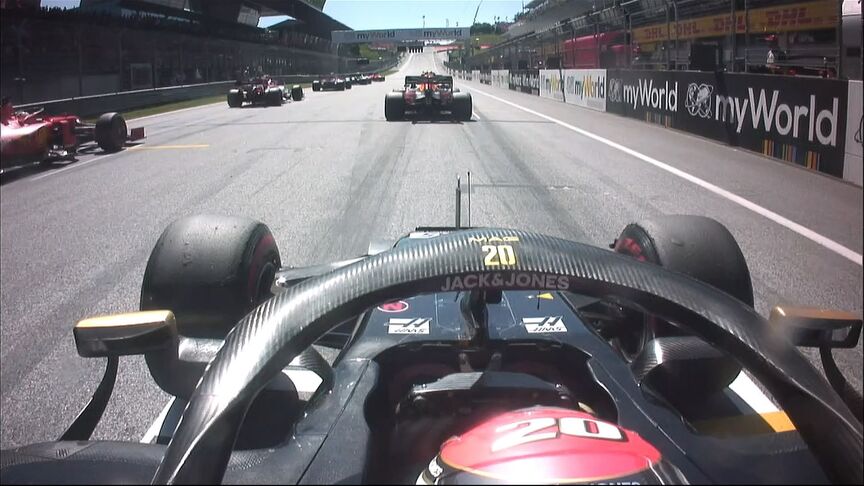 Austrian GP: Magnussen penalised for being out of position at the start