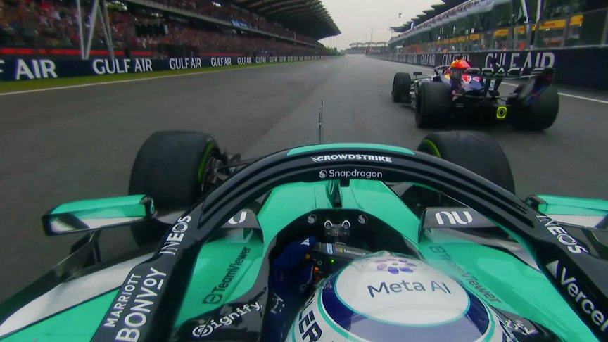 2026 Bahrain Grand Prix: Onboard as Antonelli and Russell rocket into the lead off the line