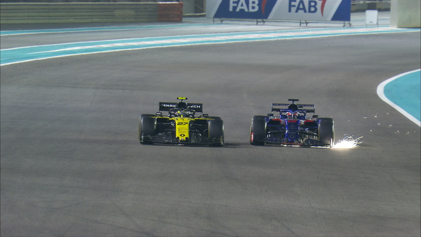 Abu Dhabi GP: Daniil Kvyat elbows his way past Nico Hulkenberg