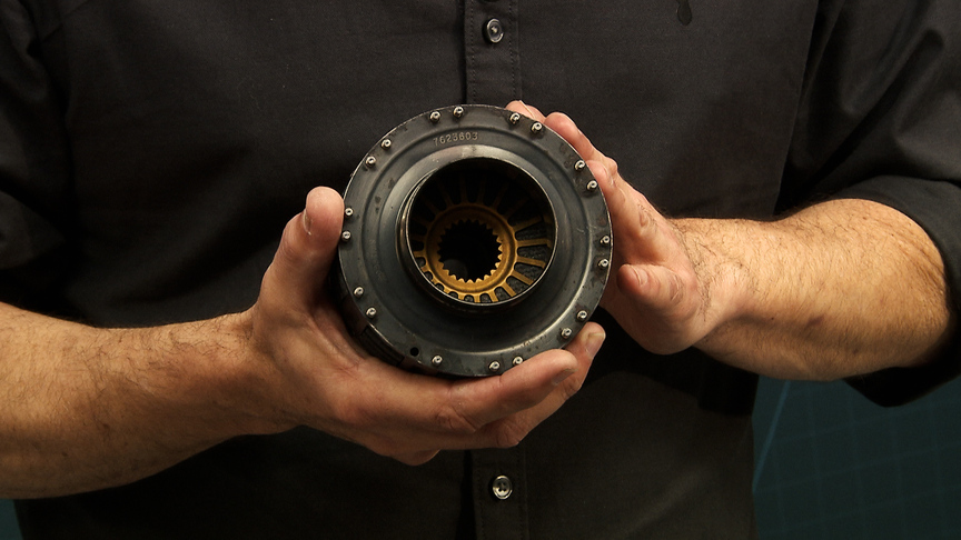 Free preview: F1 TV Tech Talk - The lowdown on clutches