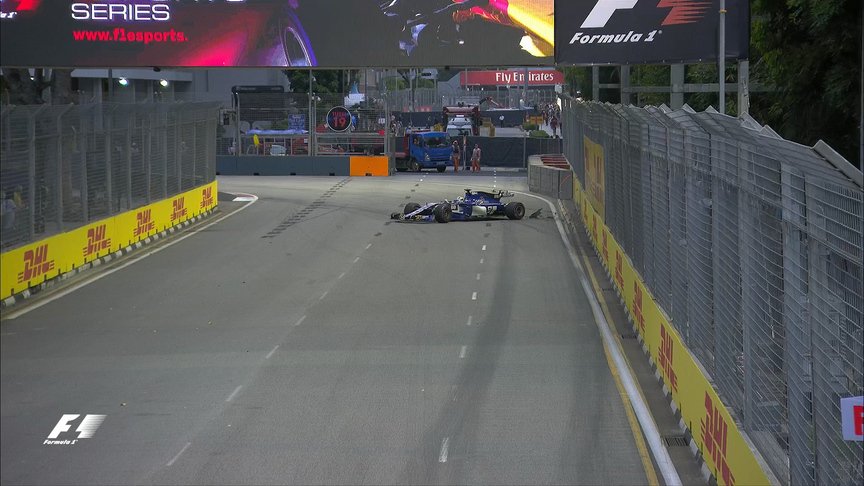 FP3: Ericsson backs his Sauber into Singapore wall