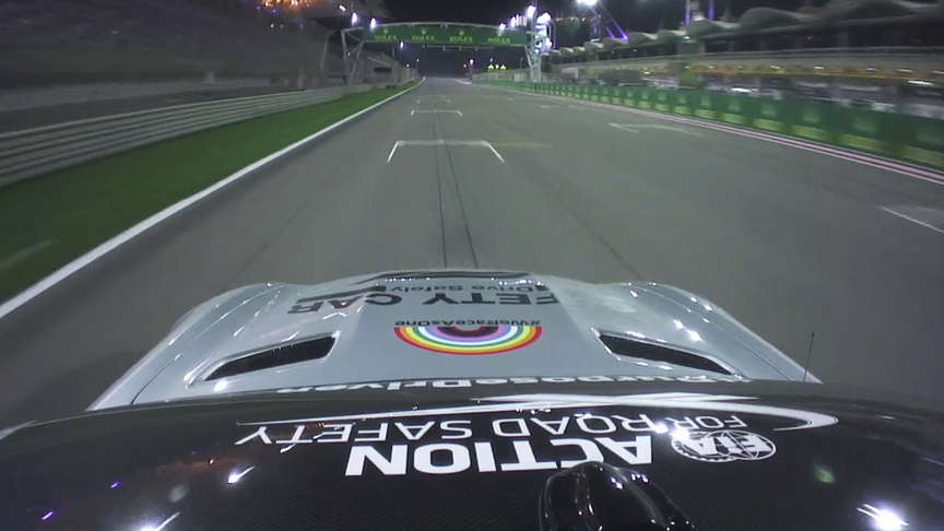 ONBOARD: Ride with the Safety Car around the Sakhir circuit's Outer Track