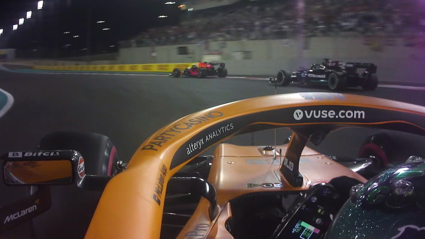 Ricciardo's unique view of Verstappen and Hamilton's final lap battle