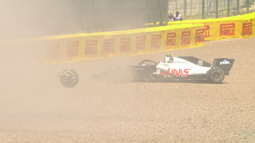 Great Britain 2020: Magnussen out after Albon clash