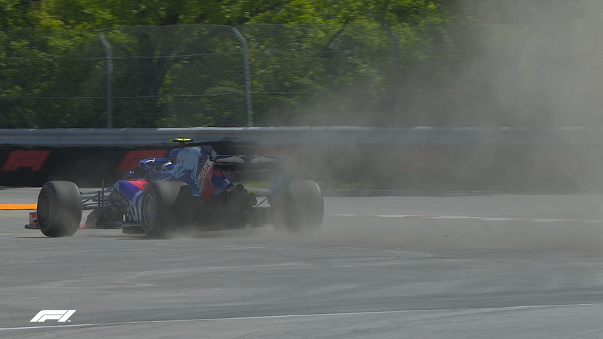 FP1: Gasly & Latifi take the Turn 8 escape route