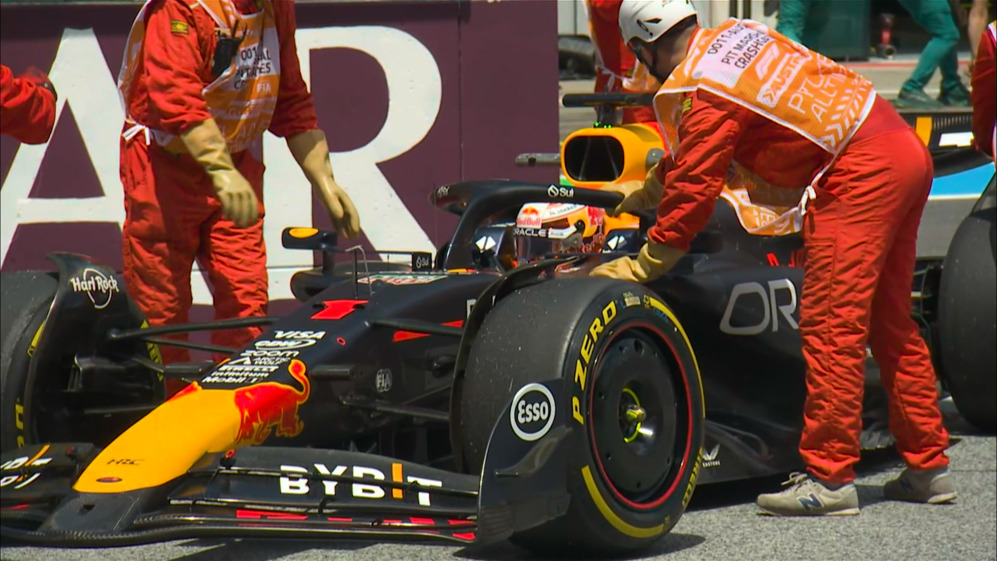 2024 Austrian GP FP1: Verstappen engine failure triggers red flag in