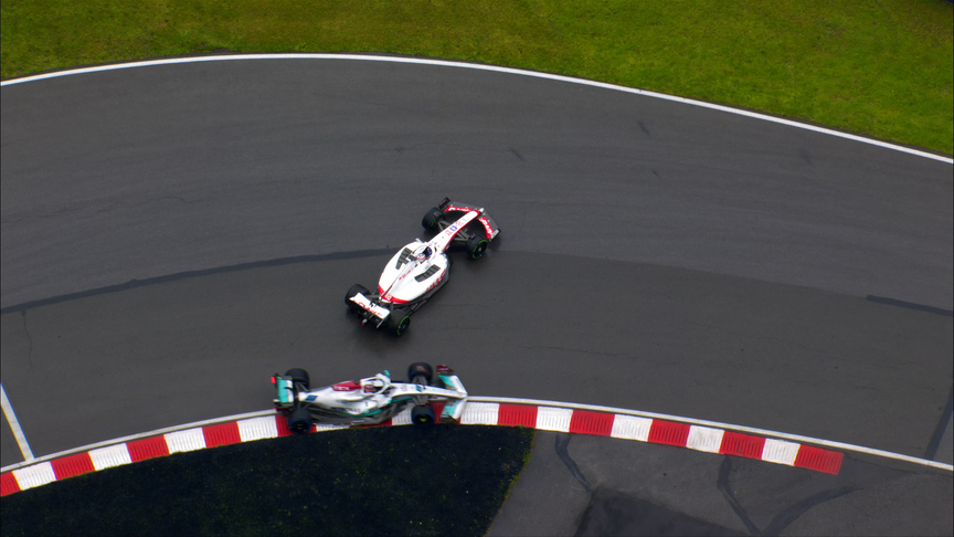 2022 Canadian GP FP3: Magnussen and Verstappen slide off the track at Turn 2 in wet final practice