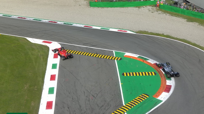 Italian GP: Hamilton pressures leader Leclerc into Turn 1 error