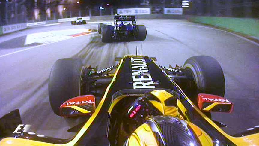 Classic onboard: Kubica slices through Singapore traffic