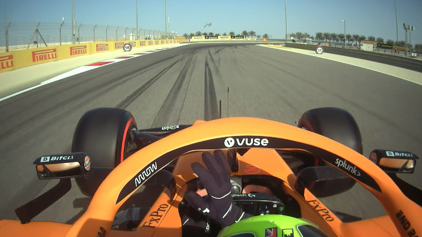 2021 Bahrain GP FP3: Lando Norris waves to Carlos Sainz at final practice