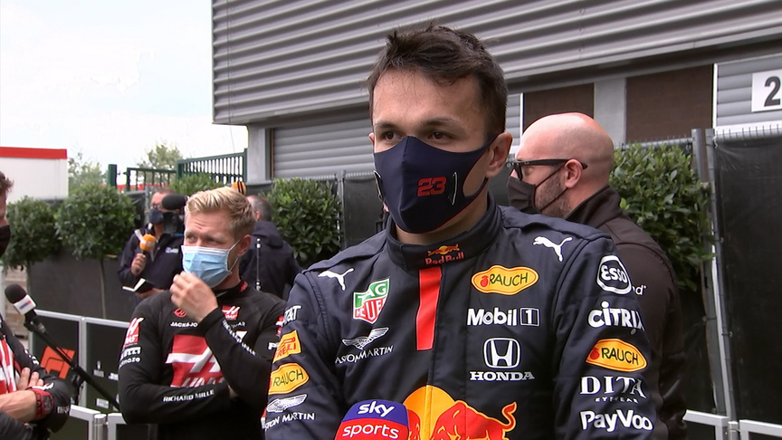 Alexander Albon frustrated medium tyres 'just dropped off' 