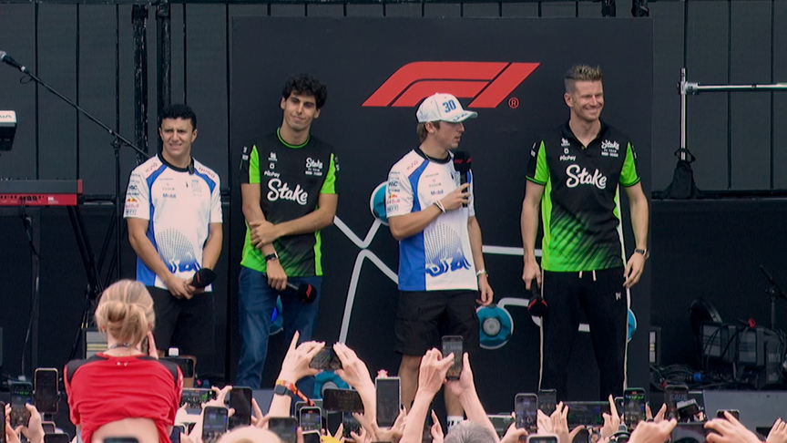 2025 Singapore GP: The Sauber and Racing Bulls drivers hit the Fanzone Stage