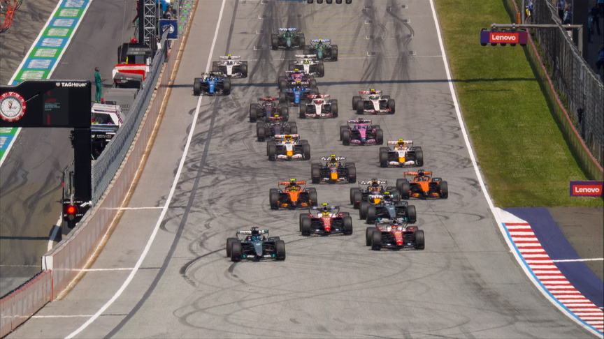 2026 Austrian Grand Prix: Russell leads away from both Ferraris at the race start