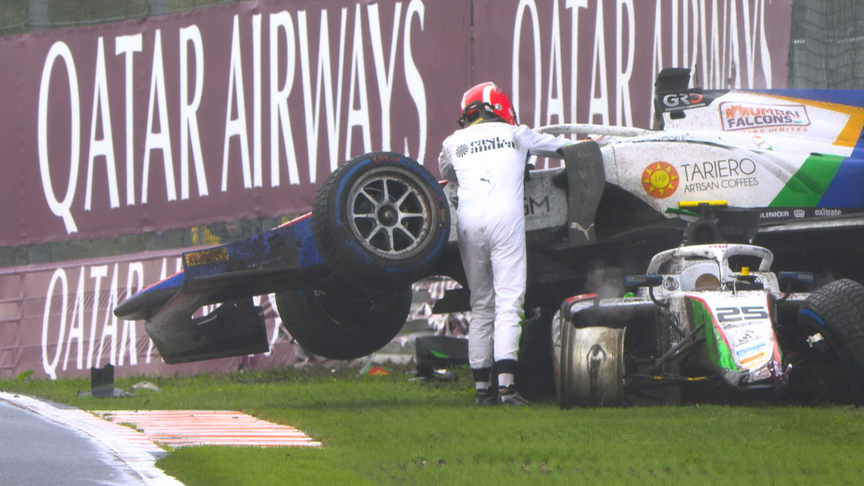 Formula 2: Sprint race at Zandvoort red flagged after big crash on opening lap