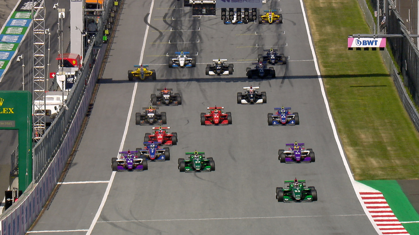 W Series: Visser stalls in dramatic race start at Red Bull Ring