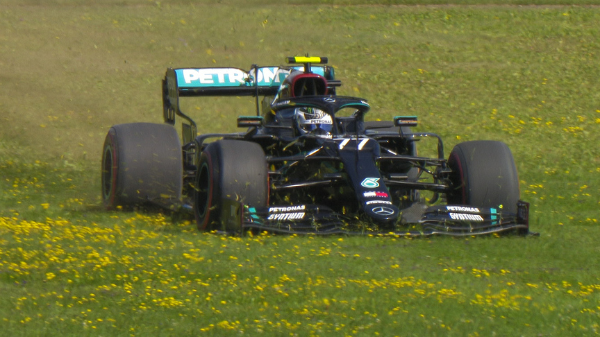 Austria Qualifying: Drama as Bottas goes off but keeps pole position