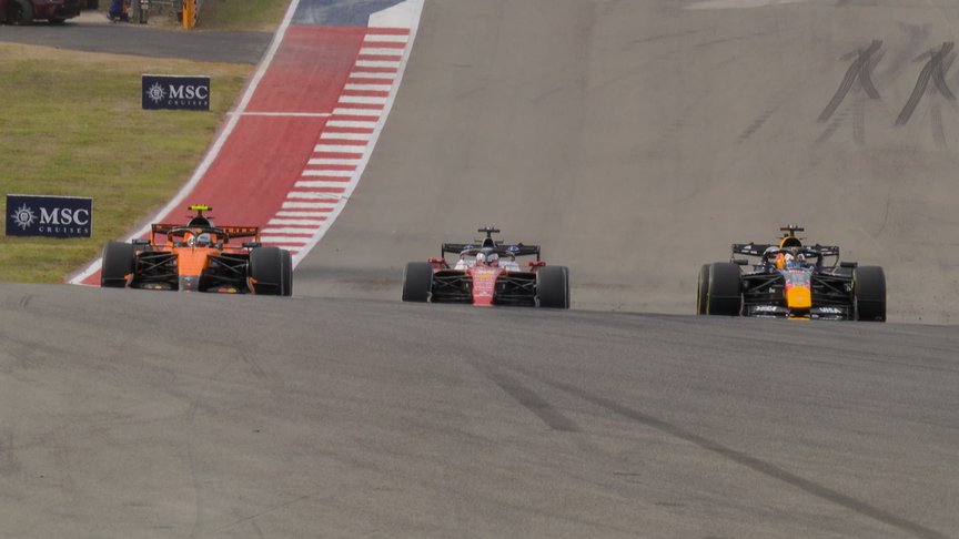2026 United States Grand Prix: Verstappen snatches P2 from Norris at Turn 1 on Lap 47