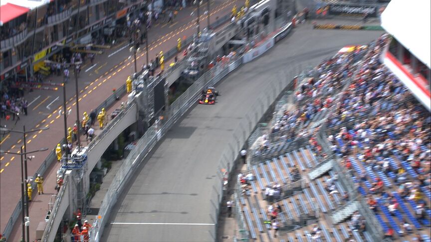 FP2: Verstappen rubs a rear against Monaco barriers