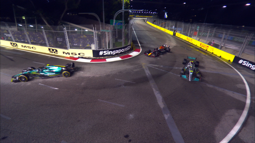 2022 Singapore Grand Prix: Verstappen capitalises on Hamilton mistake