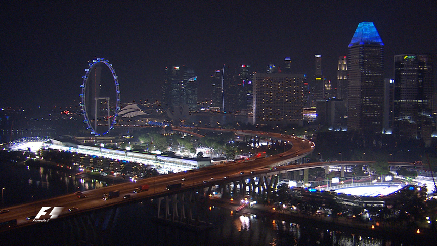Take a thrilling helicopter ride over stunning Singapore