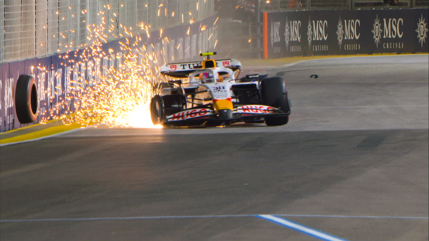 2025 Singapore GP FP2: Lawson rips off his front tyre after hitting the wall