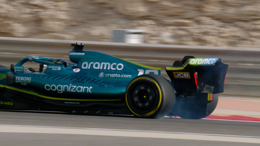 2022 Pre-Season Testing: Stroll's aero rake debris brings out red flag