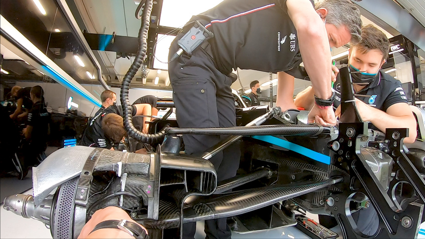 THE MECHANIC'S POV: Preparing the Mercedes W11 for Qualifying