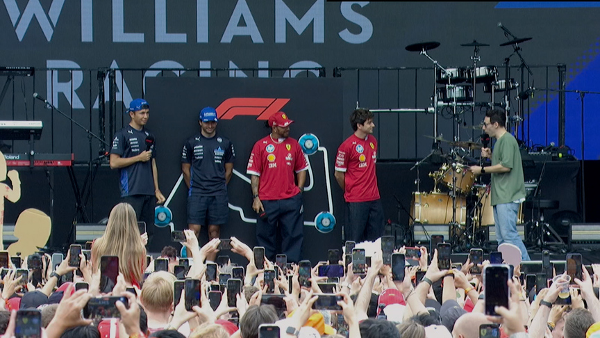 2025 Singapore GP: The Fanzone crowd goes wild for the Ferrari and Williams drivers