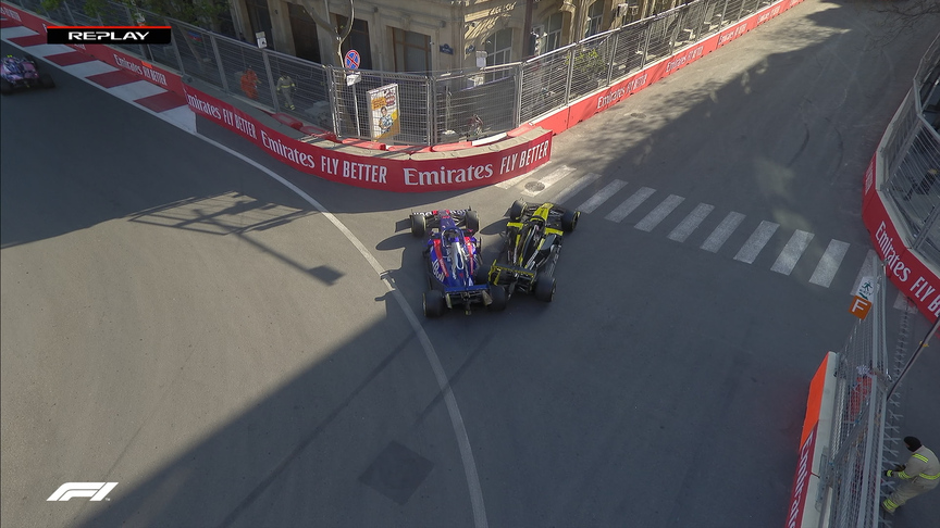 AZERBAIJAN GP: Ricciardo retires after reversing into Kvyat