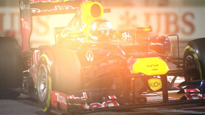 F1 VAULT: Vettel's determined podium drive from the pit lane in Abu Dhabi