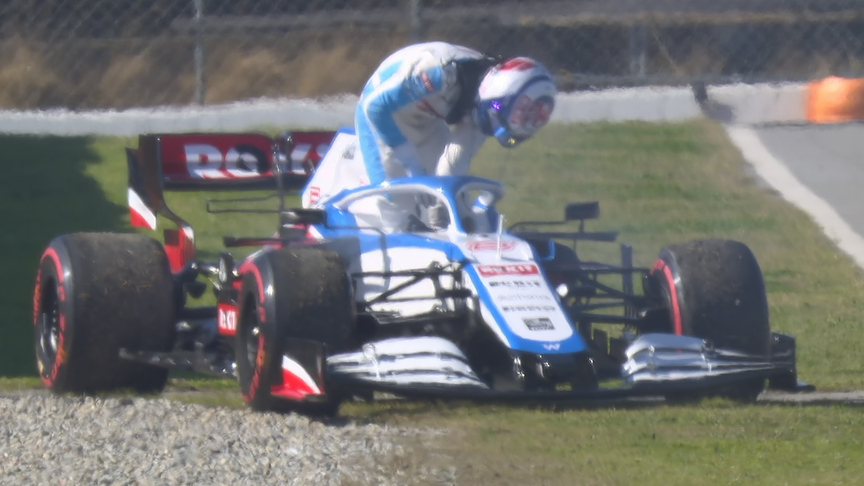 Nicholas Latifi grinds to a halt in Barcelona