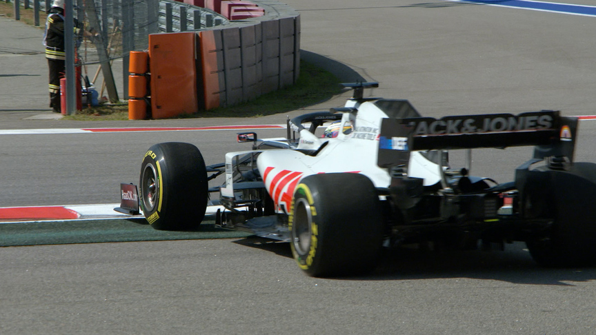 2020 Russian GP FP1: Grosjean spins at Turn 13