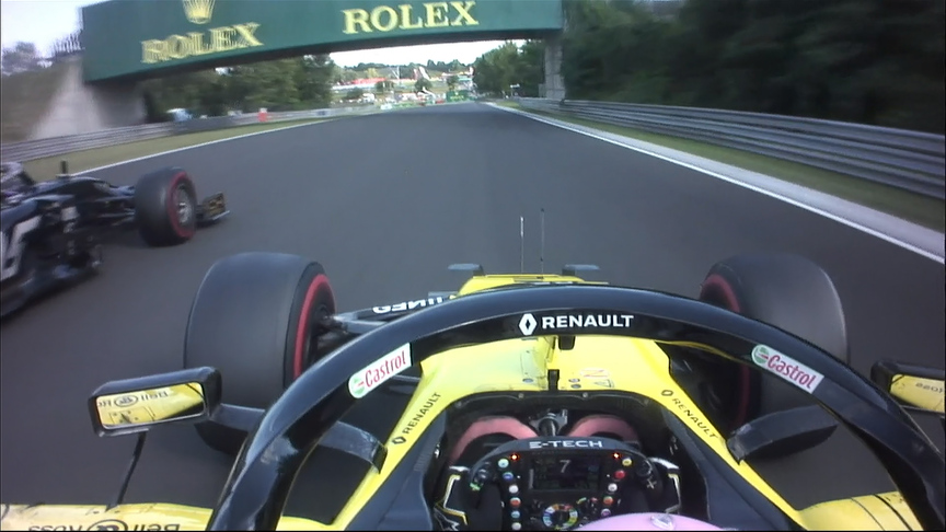 Hungarian GP: Magnussen defends hard to keep Ricciardo at bay