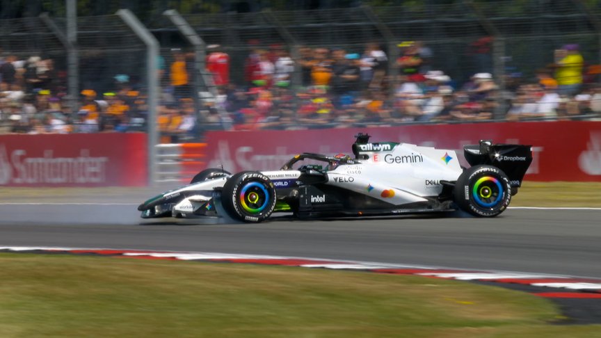 2026 British Grand Prix FP1: Piastri's high-speed spin