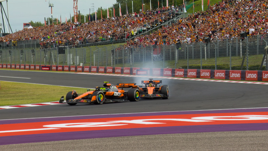 2025 Hungarian GP: Piastri locks up as he attempts late overtake on teammate Norris
