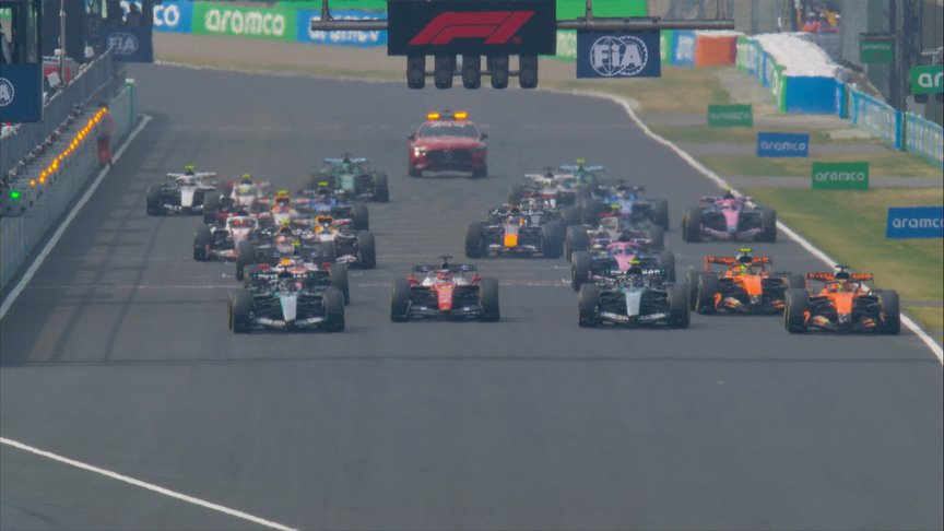 2026 Japanese Grand Prix: Piastri snatches the lead into Turn 1 on the race start