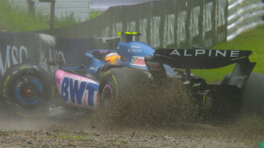 2023 Japanese GP FP2: Gasly crash ends second practice early at Suzuka