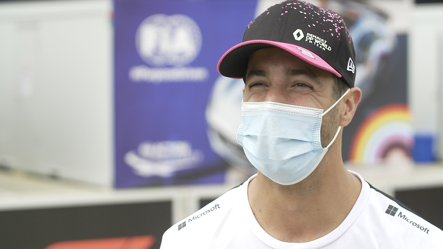 Ricciardo wants to 'take off his shoe' again this year to thank Renault