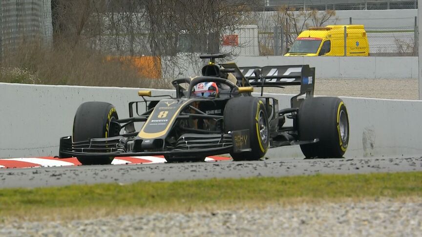 Testing Day 3: More problems for Haas as Grosjean grinds to halt