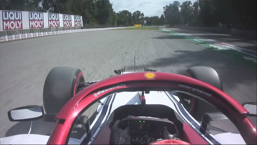 Qualifying: Raikkonen takes a trip through the Turn 6 gravel