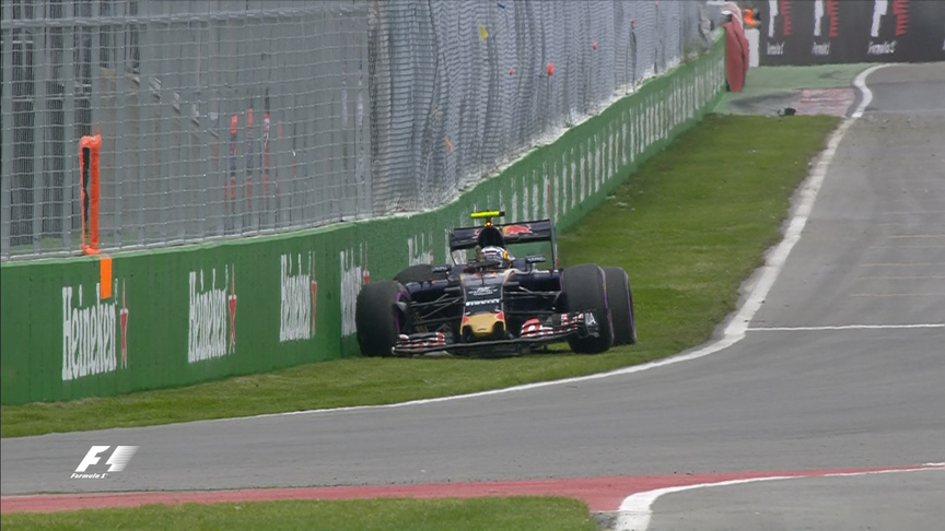 Qualifying: Sainz claimed by ‘Wall of Champions’