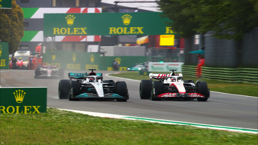 2022 Emilia Romagna Grand Prix: Magnussen and Russell scrap for position