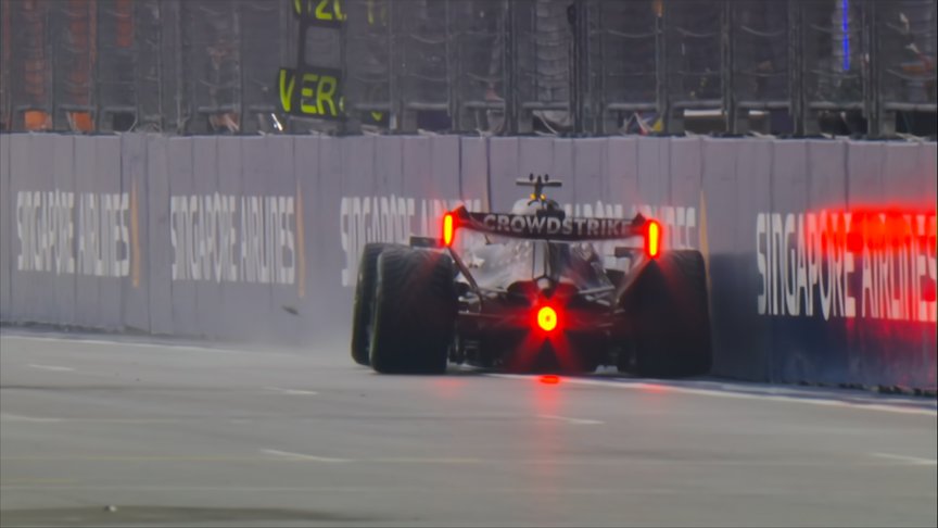 2026 Singapore GP Sprint: Leader Russell crashes out on the opening lap