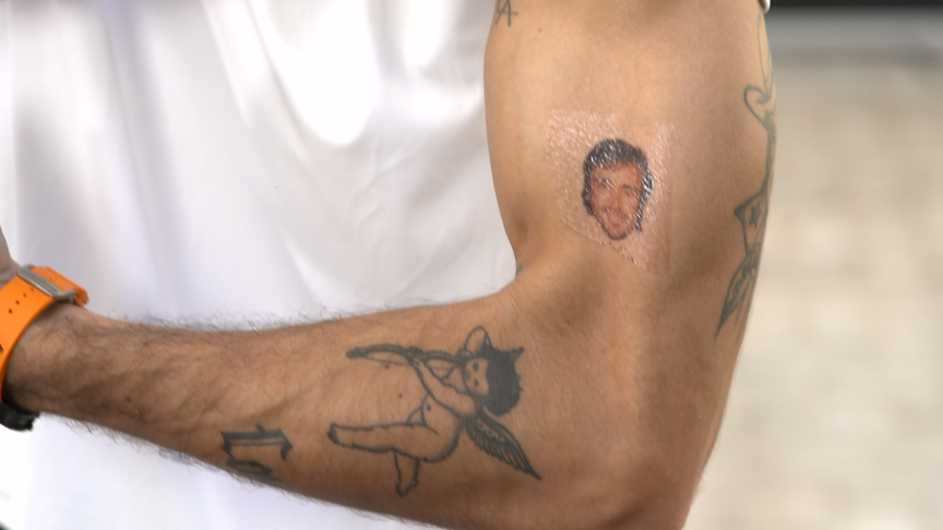 Daniel Ricciardo reveals Fernando Alonso's Secret Santa gift