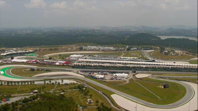 2026 Bahrain GP FP1: The drivers hit the track for first practice in Sepang