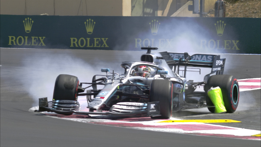 FP2: Sideways Hamilton takes out bollard, sending Verstappen wide