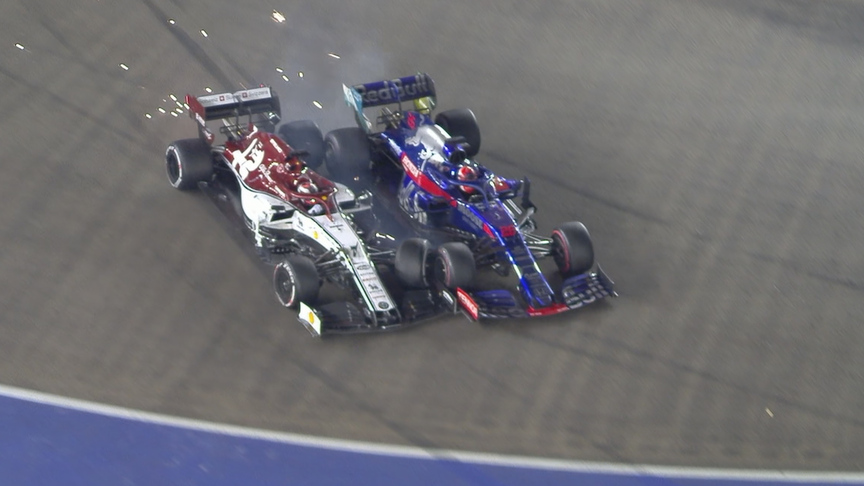 Singapore GP: Raikkonen retires after Turn 1 crash with Kvyat