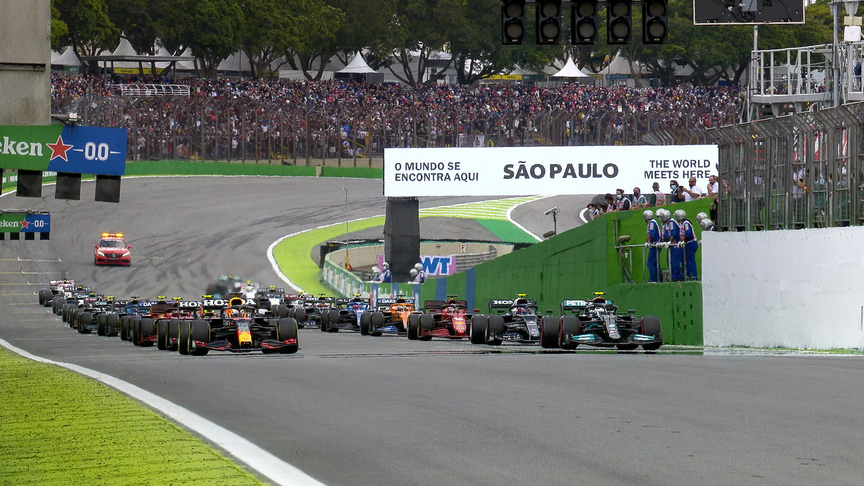 2021 São Paulo GP F1 Sprint: Bottas leads Verstappen at start in Brazil