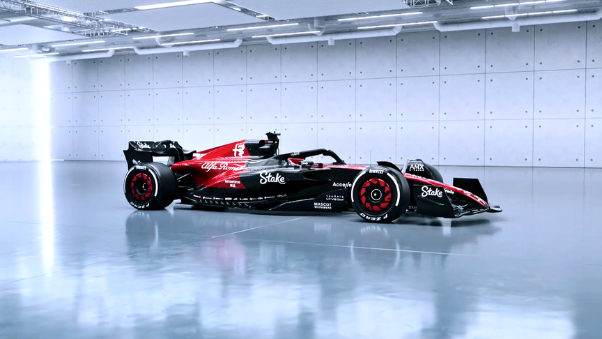 Alfa Romeo show off 2023 C43 F1 car with a striking new livery