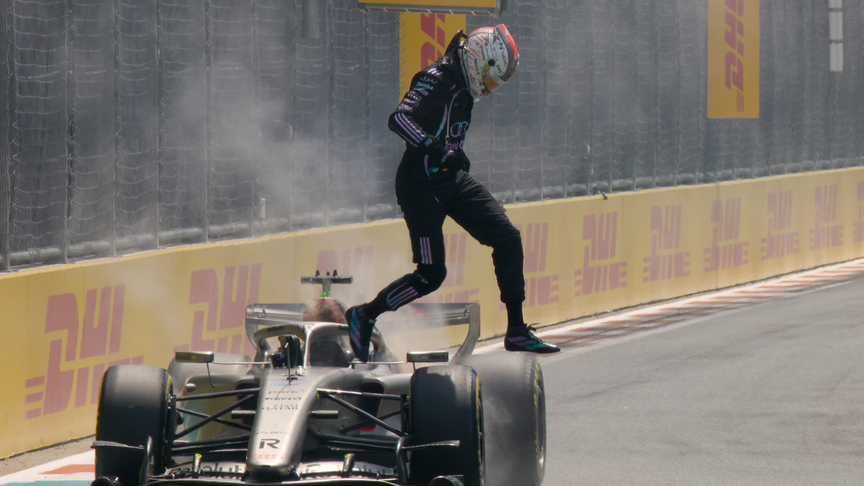 2026 Miami GP Sprint: Hulkenberg comes to fiery halt on his way to the grid